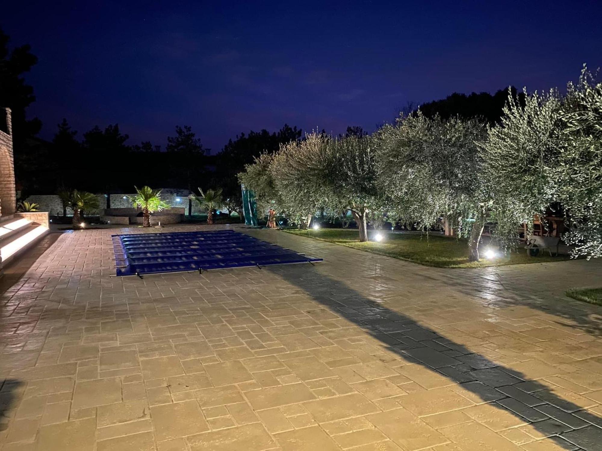 Villa Jalan Vrsi Εξωτερικό φωτογραφία