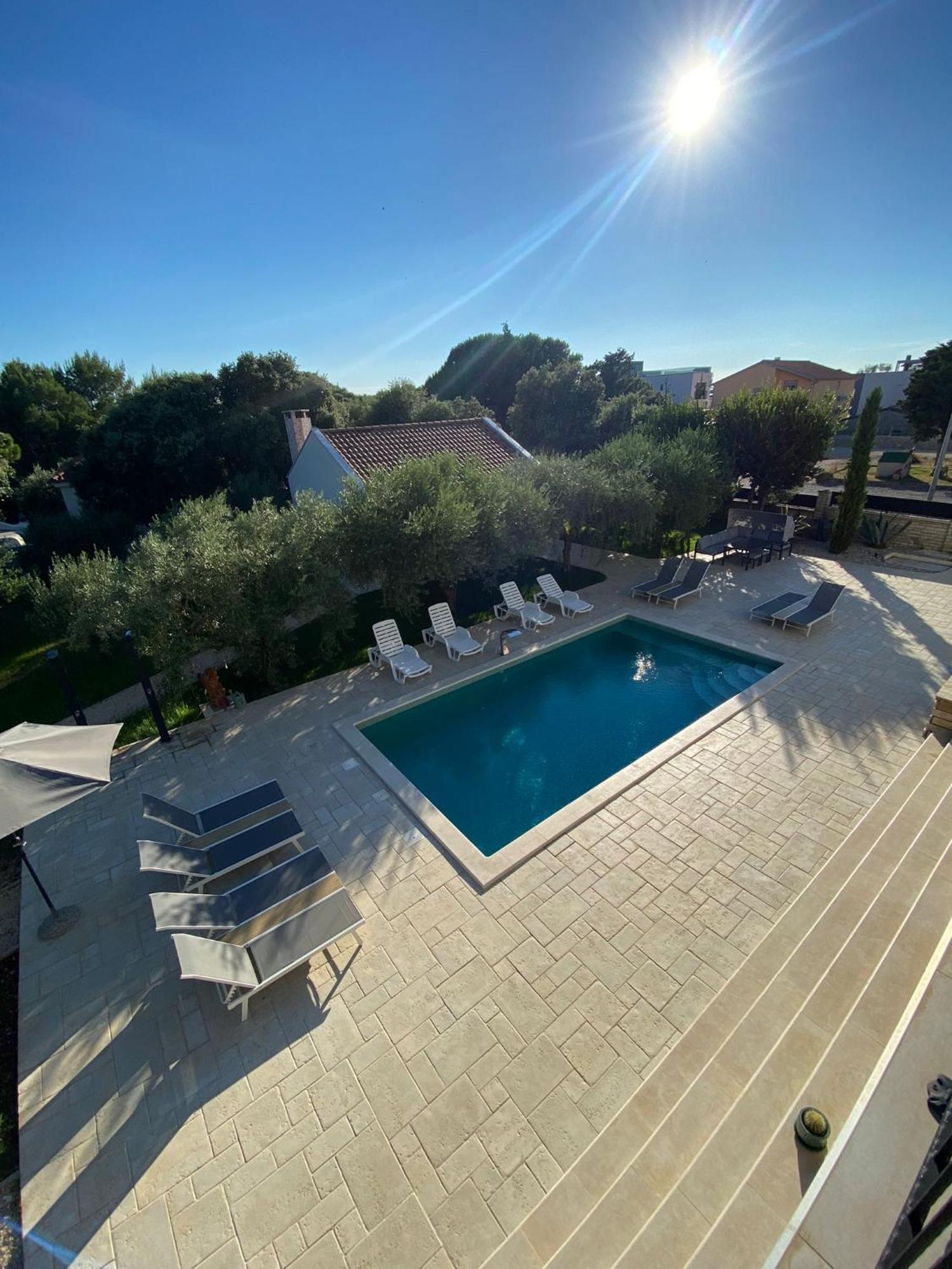 Villa Jalan Vrsi Εξωτερικό φωτογραφία
